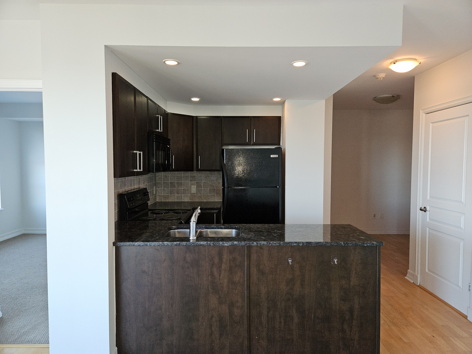 200 Besserer Street - Photo 9