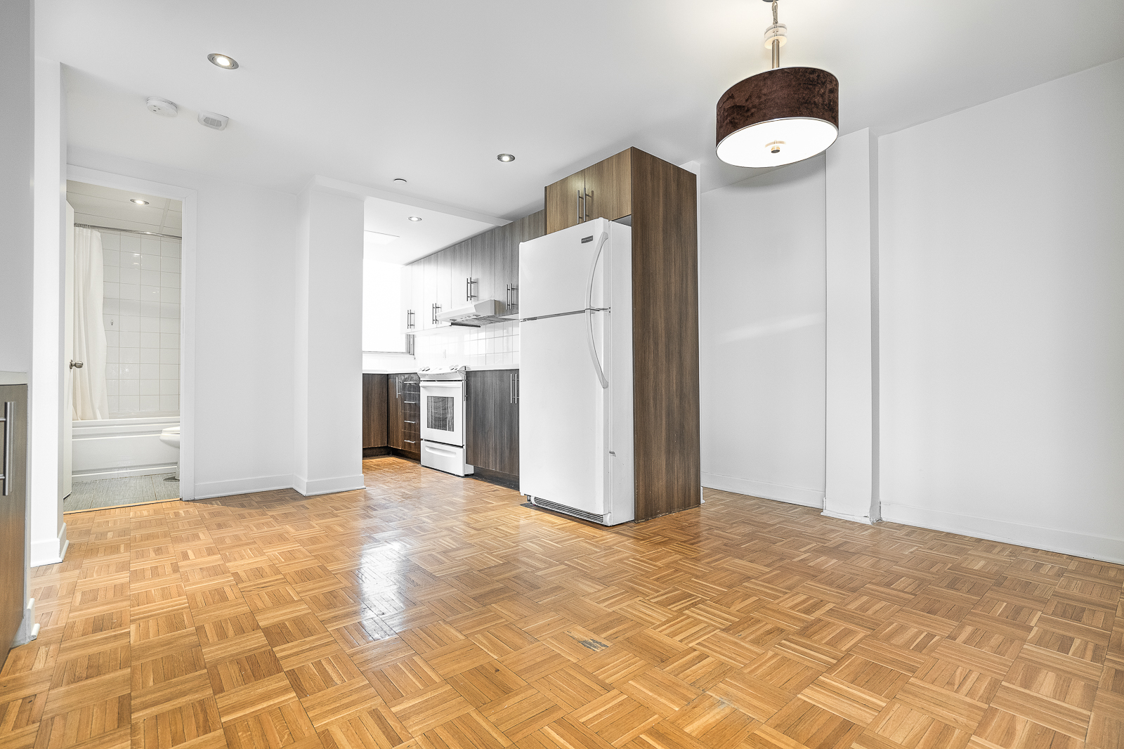2100 Boulevard de Maisonneuve West, Montréal, H3H 1K6 — photo 3