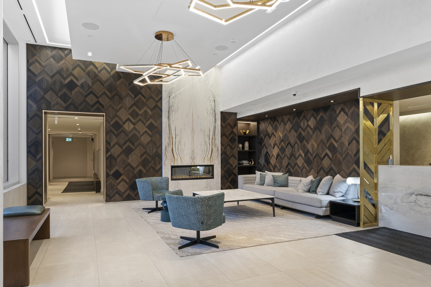 The Hampton - Photo 18