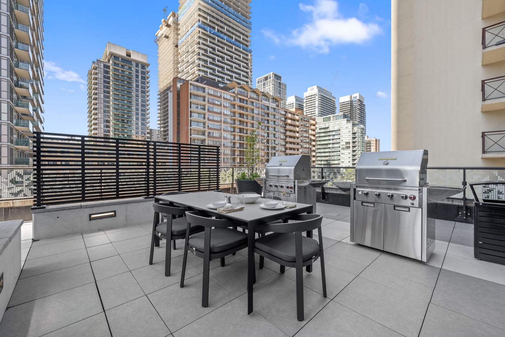 101 Roehampton Avenue-East Tower - Photo 12