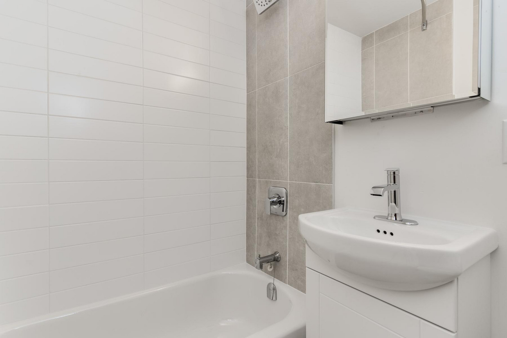 1220 Bayview Avenue - Photo 36