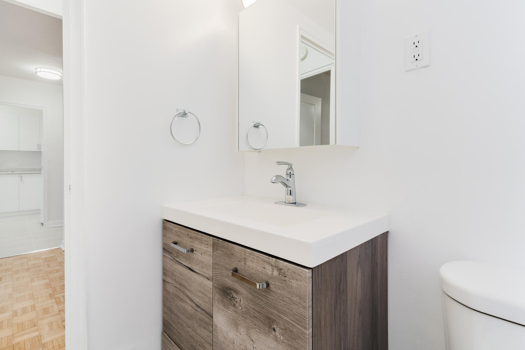 485 Eglinton Ave E - Photo 12