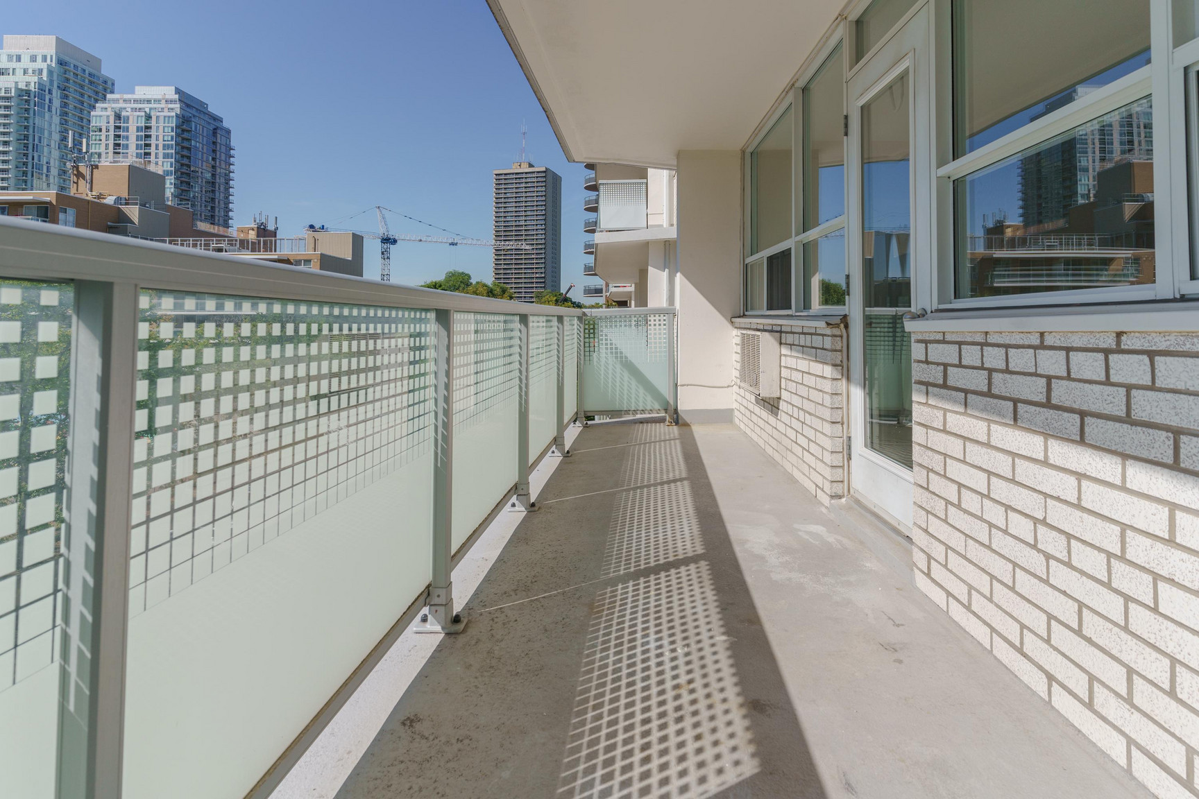 33 Erskine Avenue - Photo 26