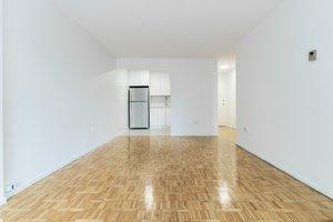 101 Roehampton Avenue-East Tower - Photo 43