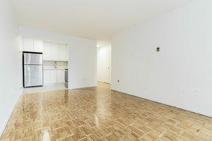101 Roehampton Avenue-East Tower - Photo 45