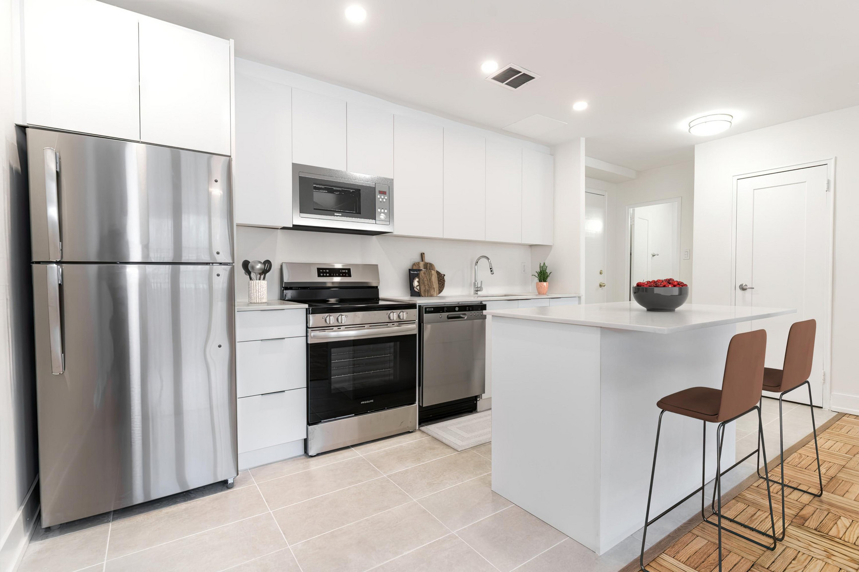 49 Glen Elm Ave - Photo 9