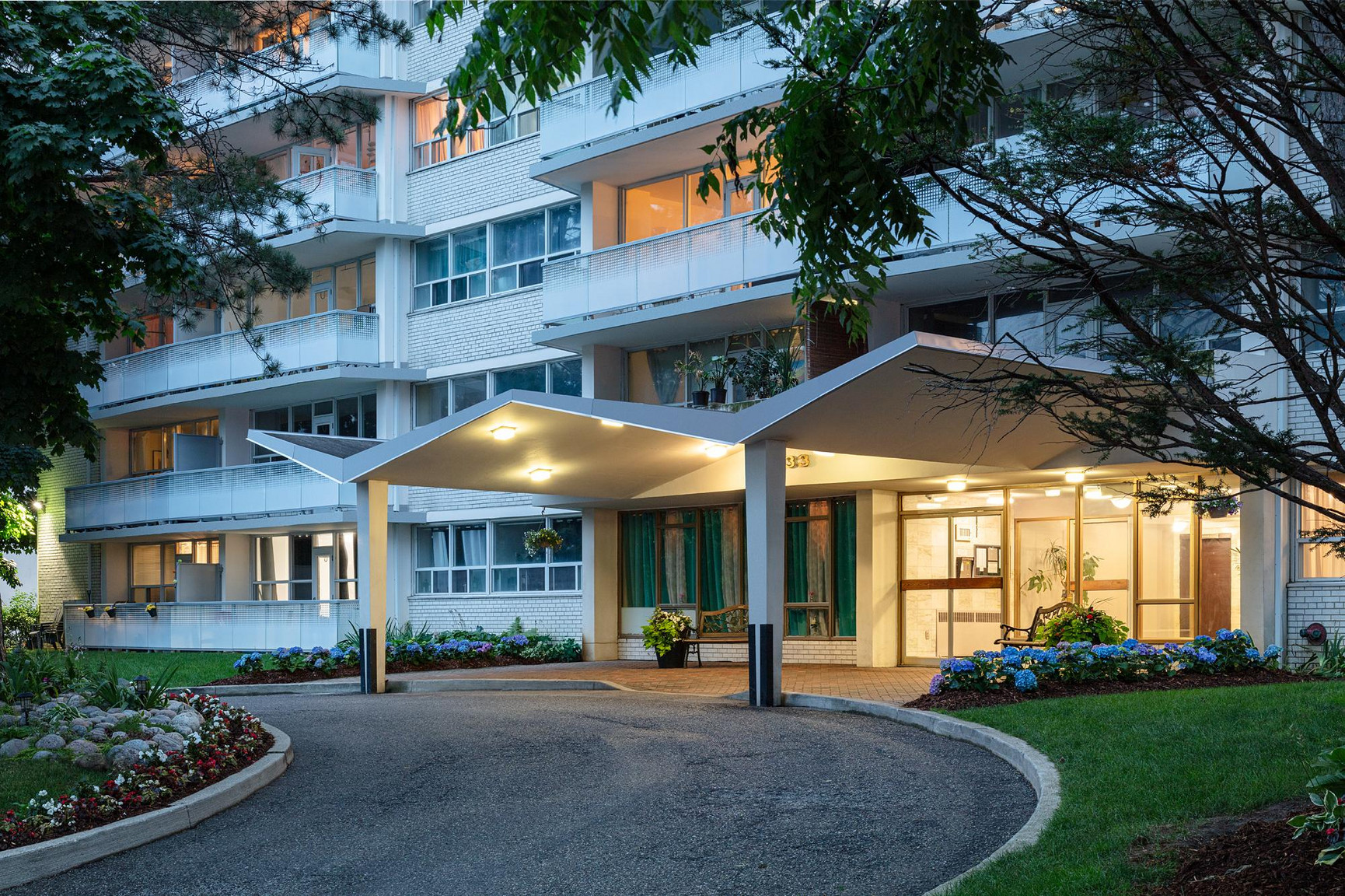 33 Erskine Avenue - Photo 8