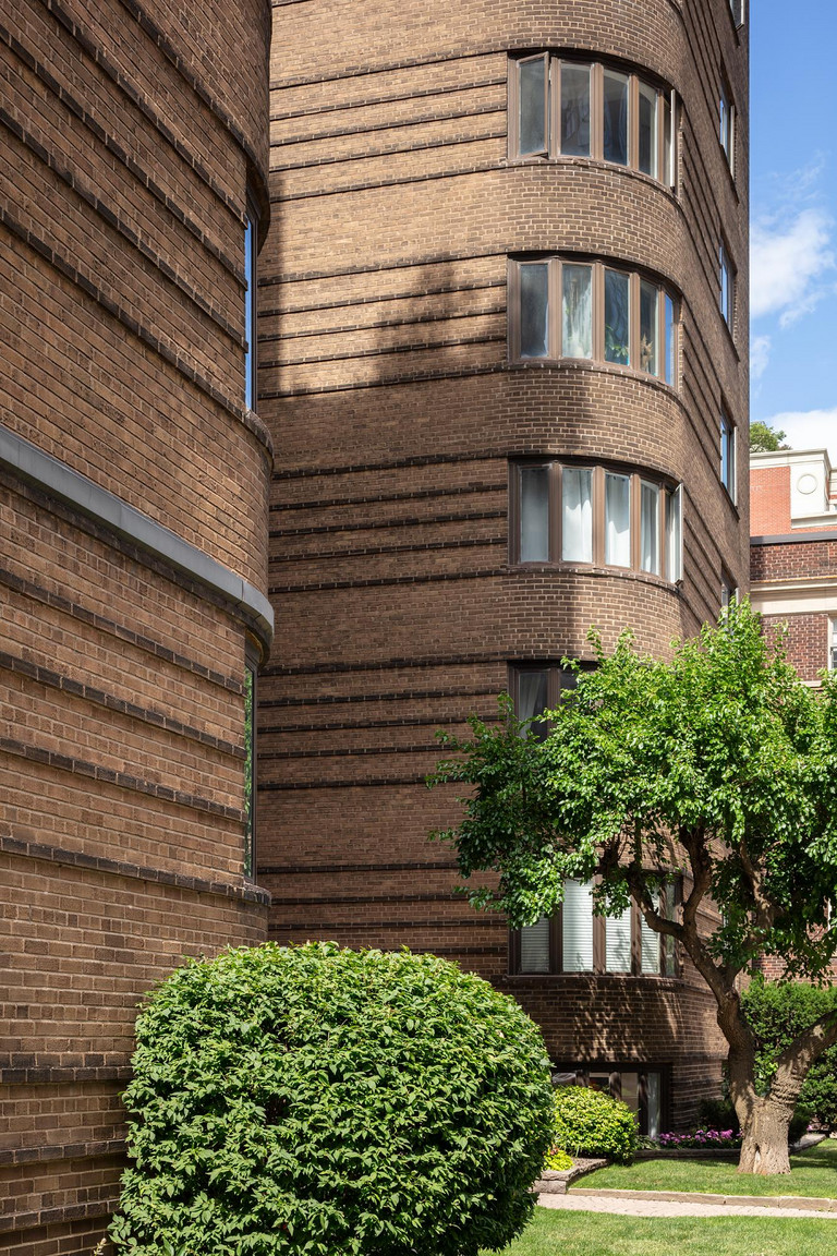 110 St. Clair Avenue W - Photo 20
