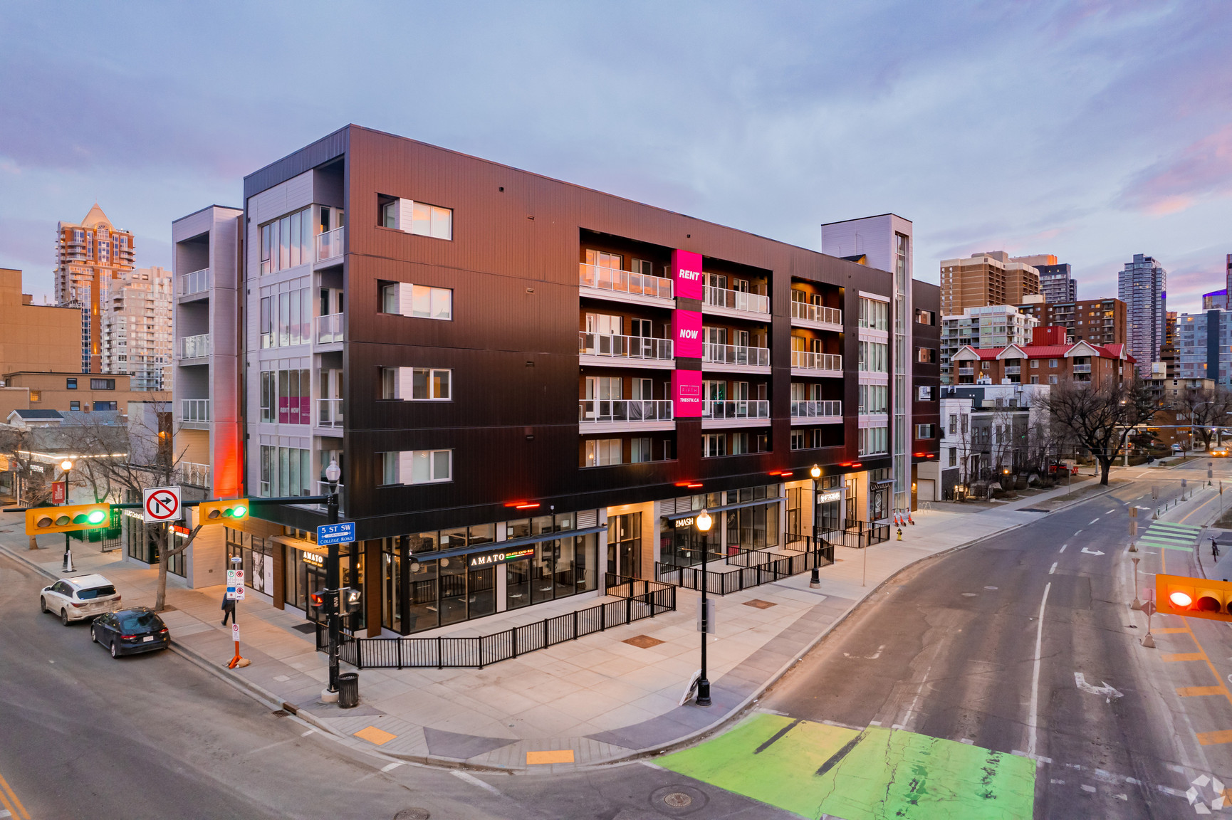 The Fifth Apartments - Photo 17