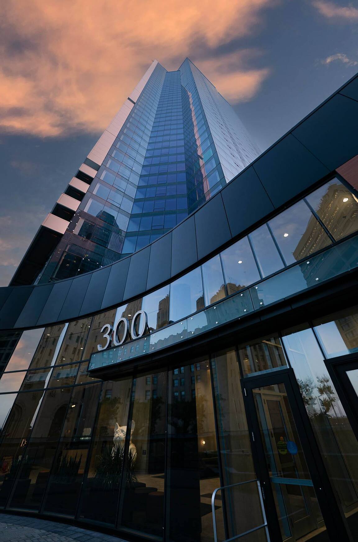 300 Main - Photo 4