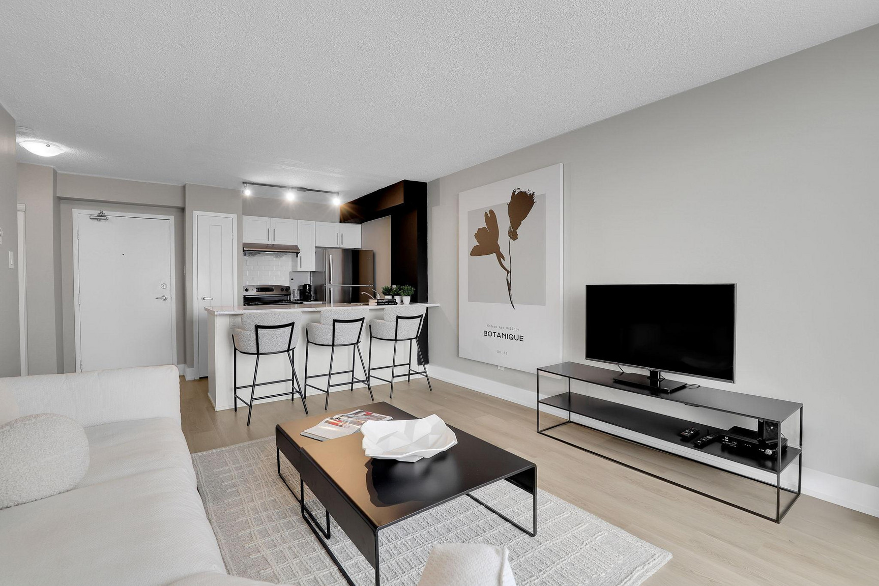 Aspen Tower Apartments - Photo 8