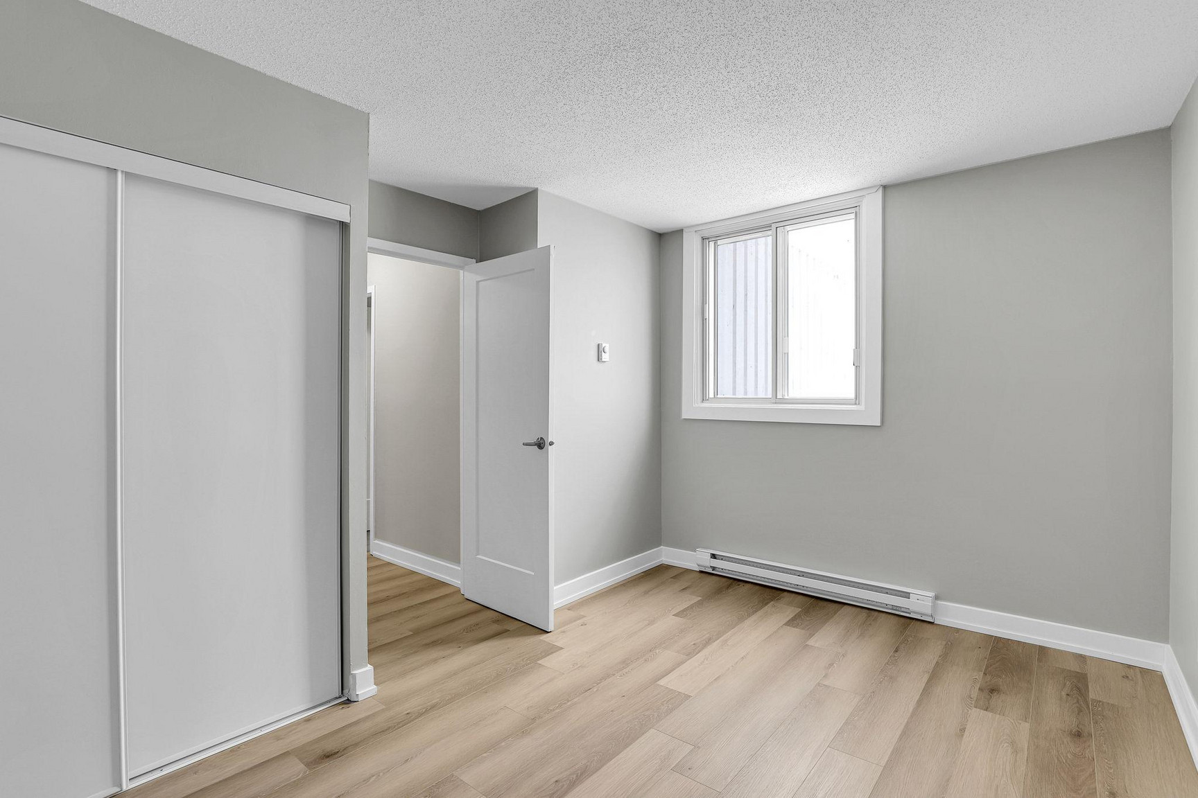 Aspen Tower Apartments - Photo 23