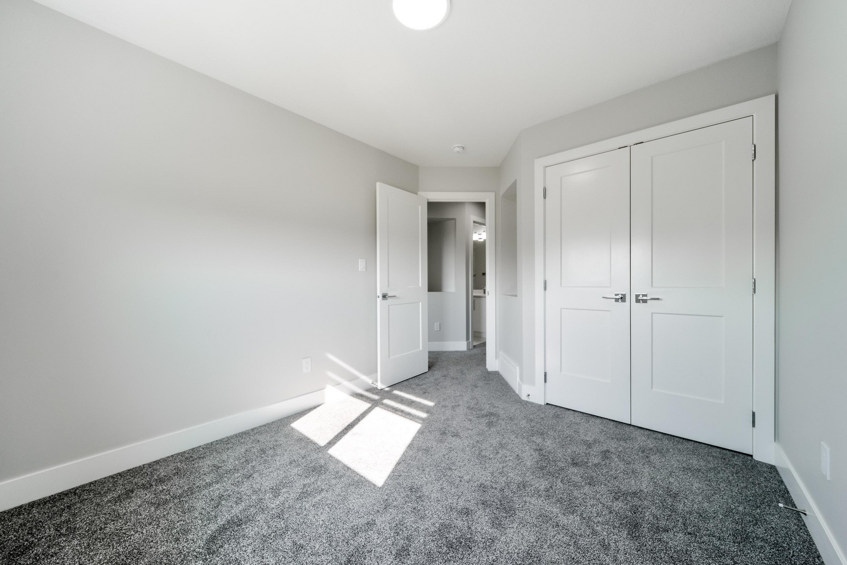 595-M Blackstone Blvd - Photo 18