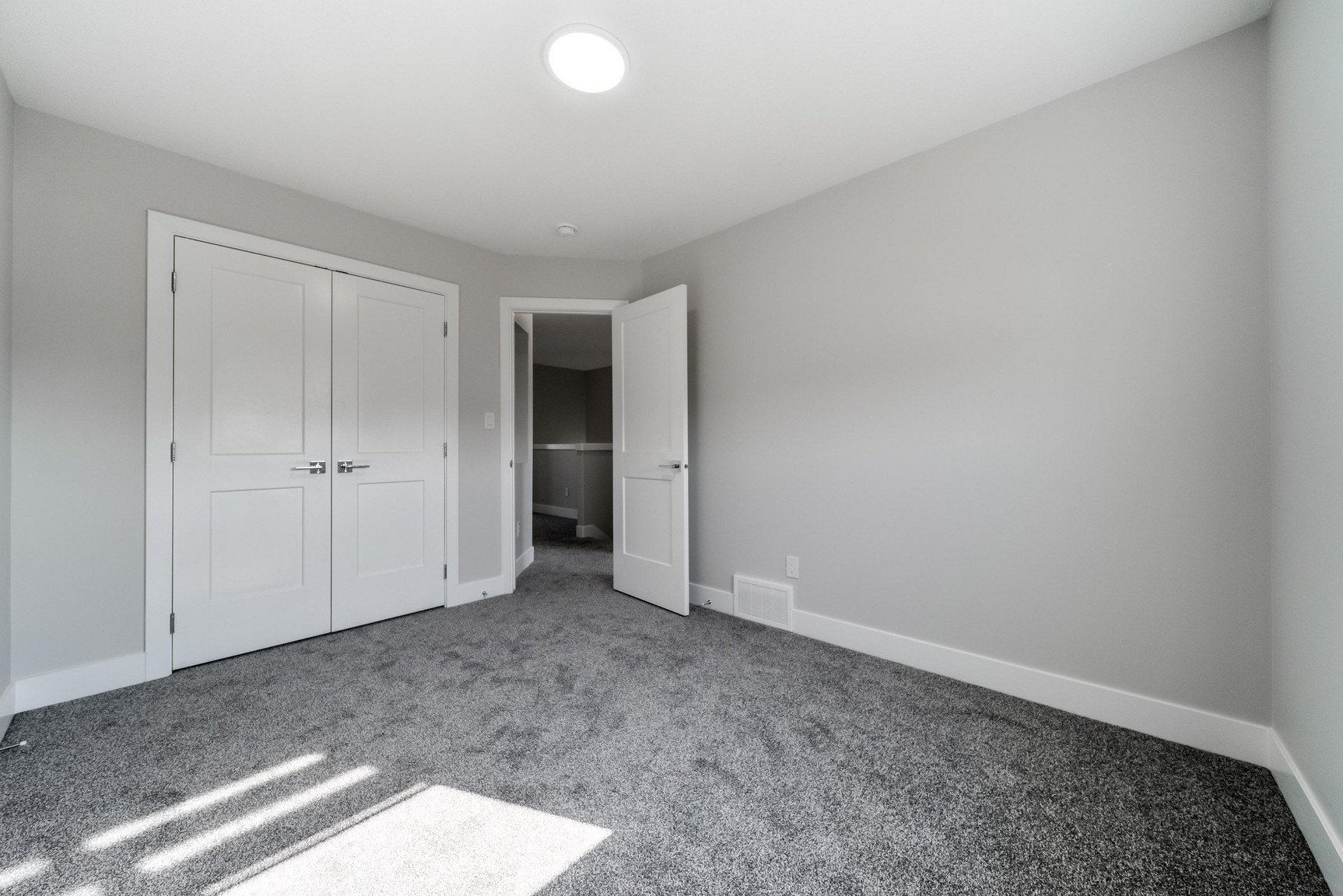 595-M Blackstone Blvd - Photo 22