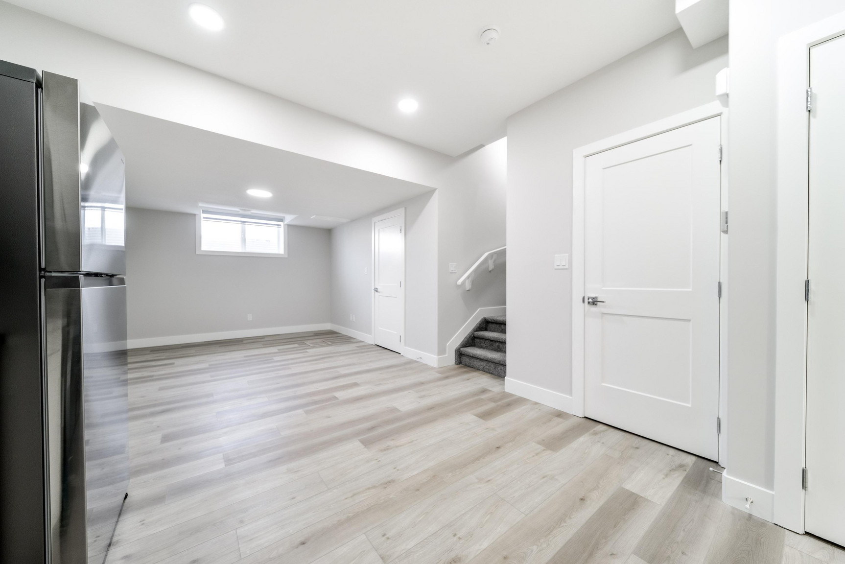 595-B Blackstone Blvd - Photo 5