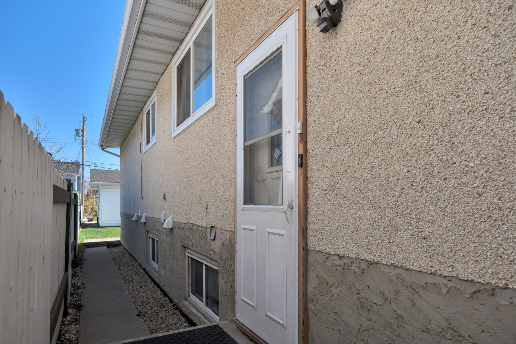 10611-B 155 Street NW - Photo 15