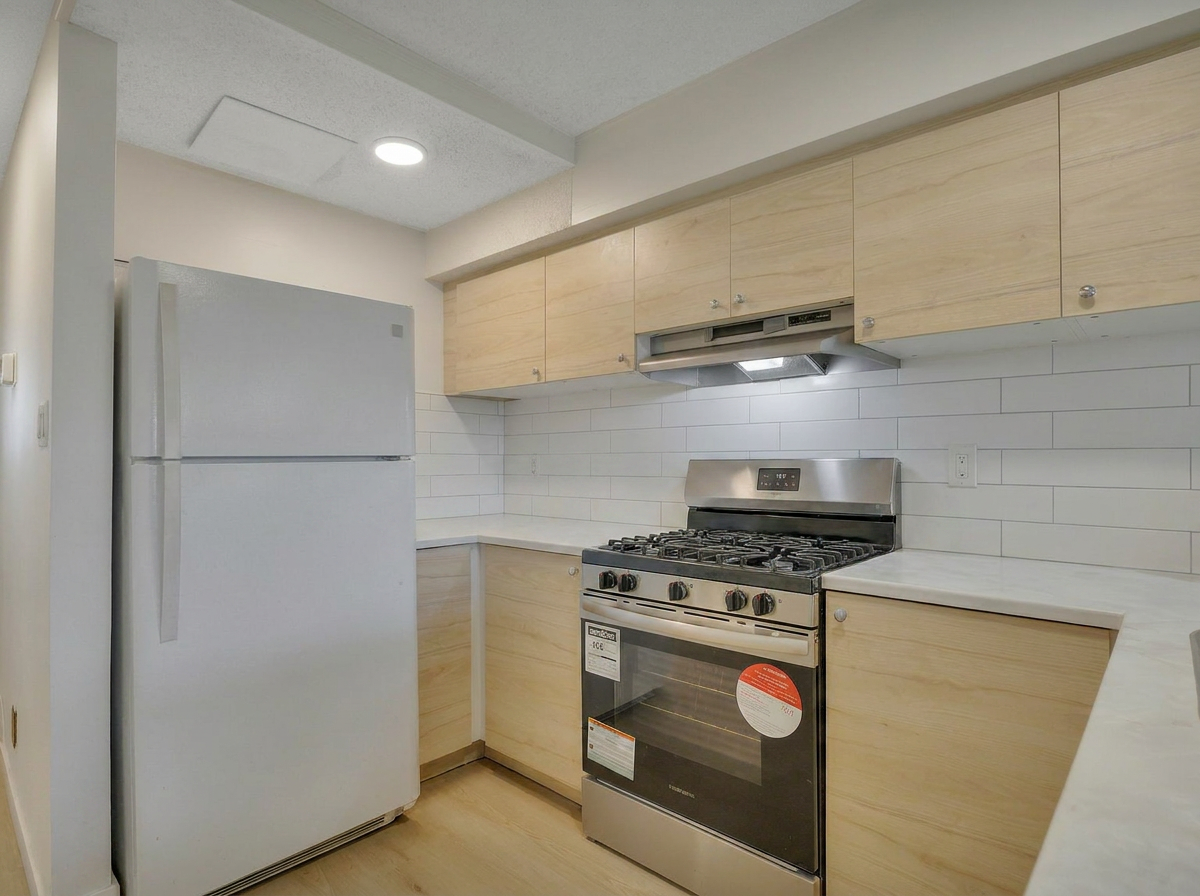 10611-B 155 Street NW - Photo 2