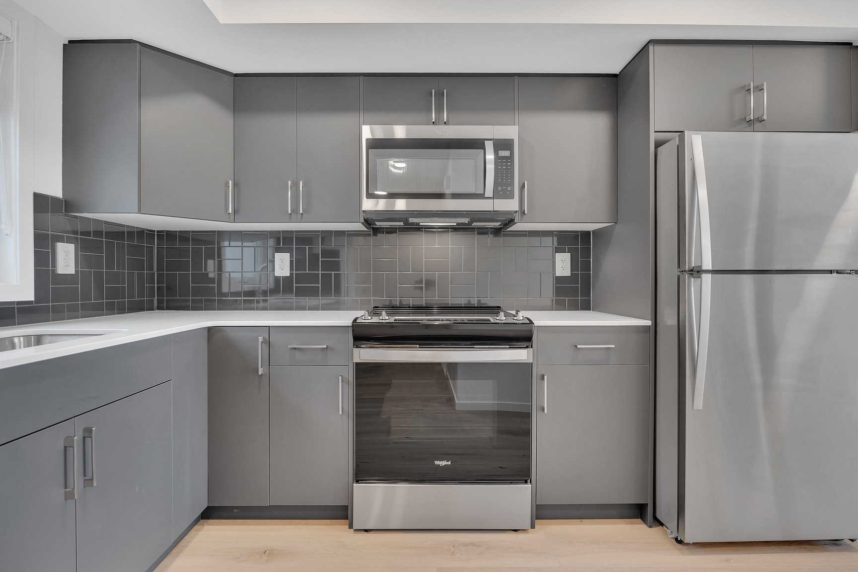 8132-G 227 Street NW - Photo 6