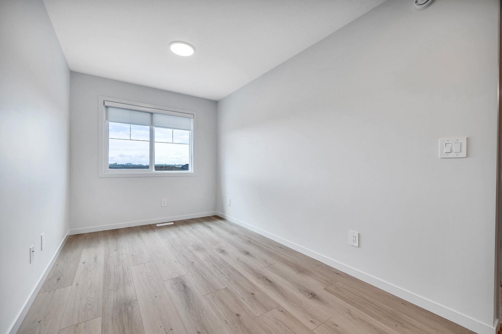 8132-G 227 Street NW - Photo 9