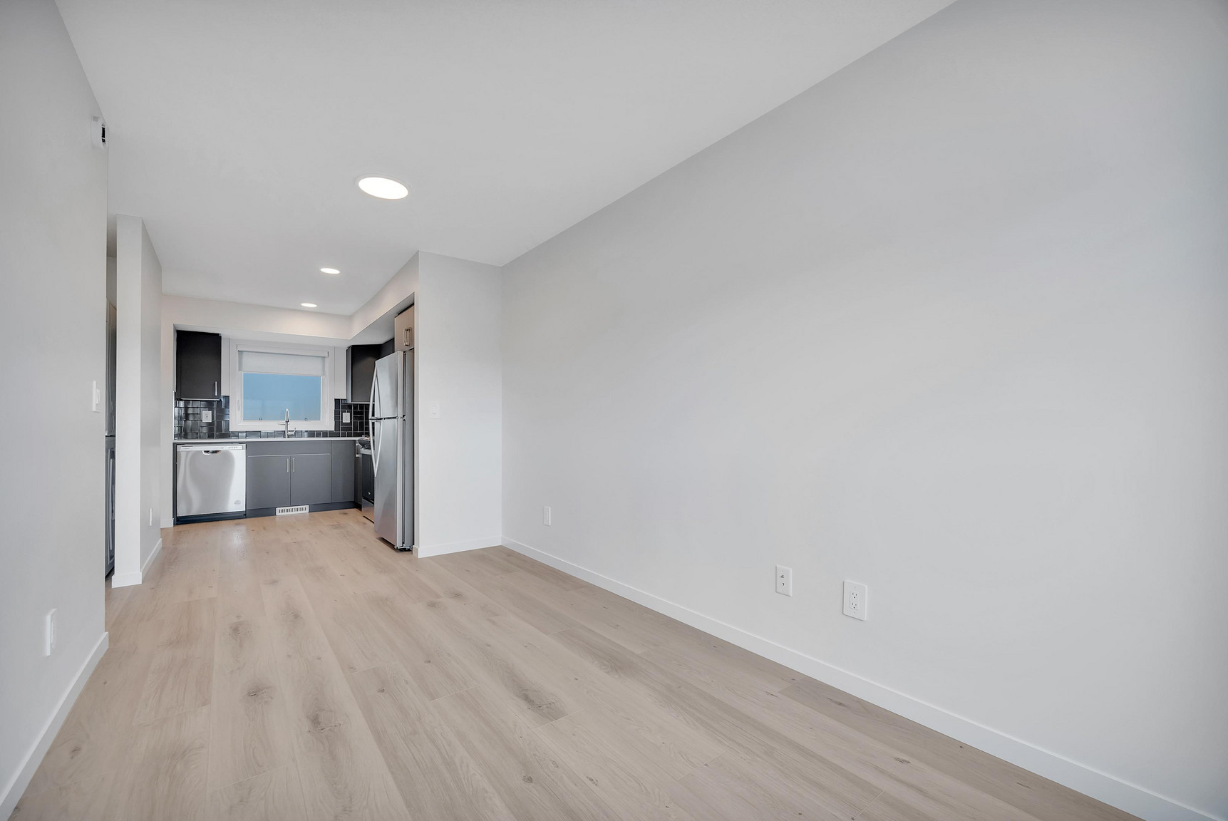8132-G 227 Street NW - Photo 11