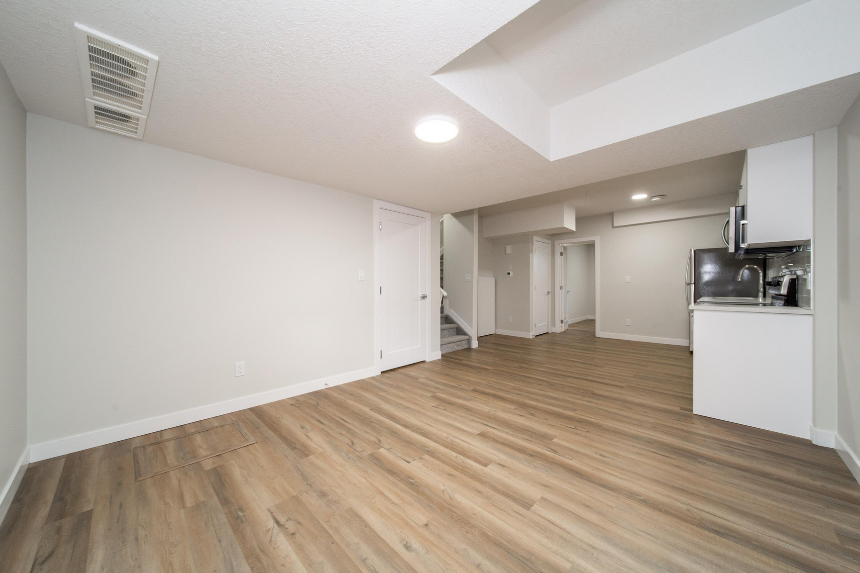 100-B Penn Place - Photo 4