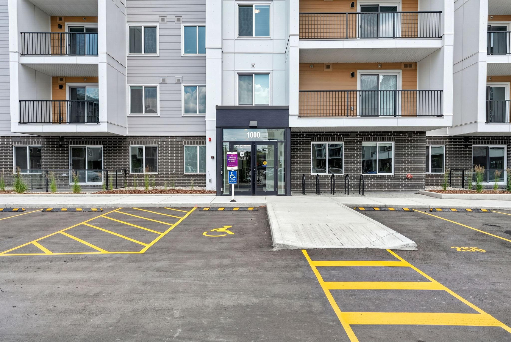 #1517 - 265 Wolf Willow Blvd SE - Photo 2