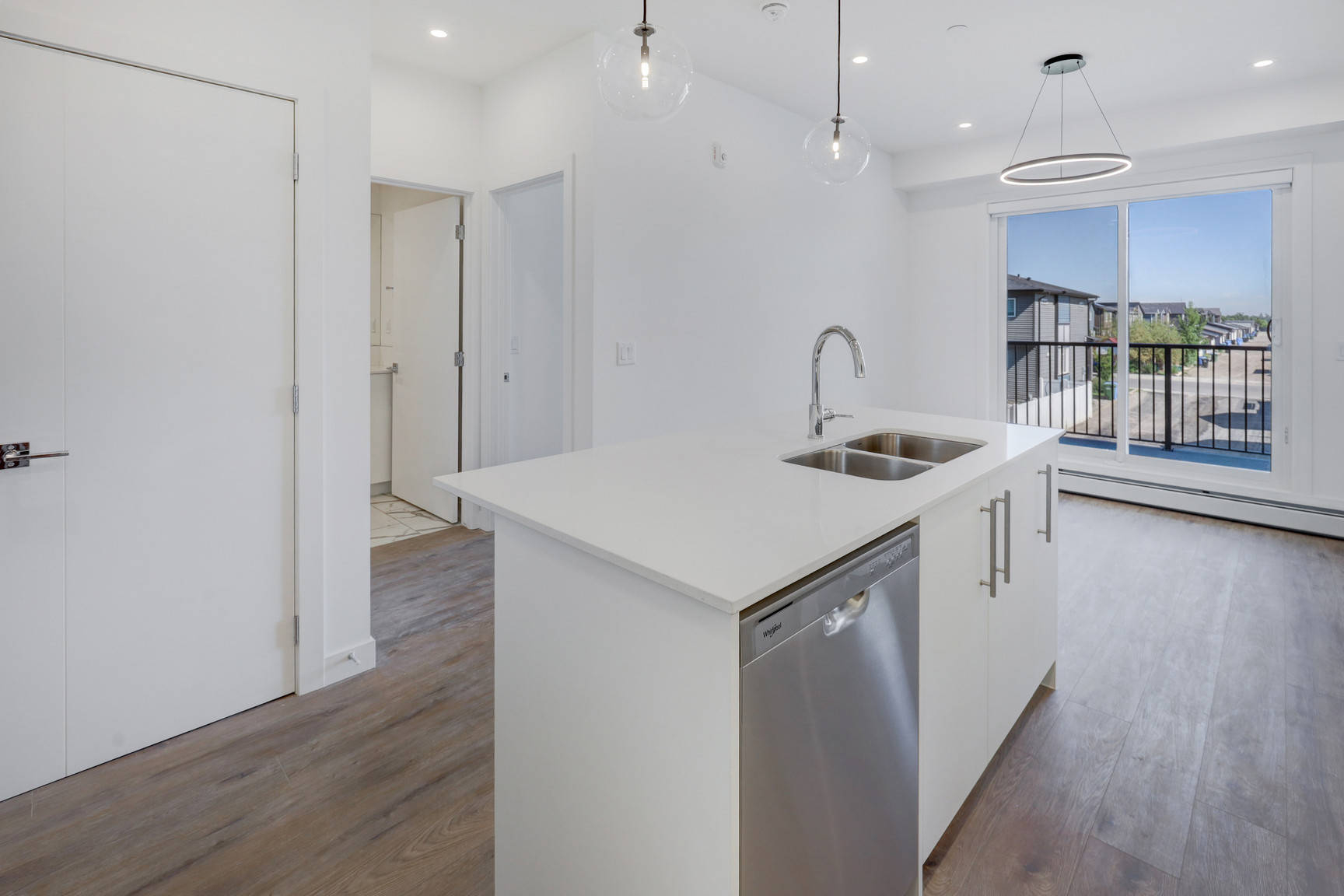 #1208 - 265 Wolf Willow Blvd SE - Photo 6
