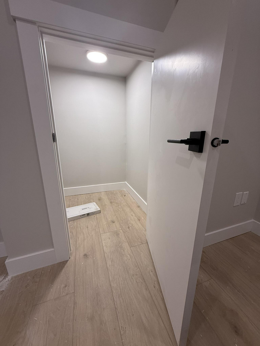 1812-B 51 Street NW - Photo 4