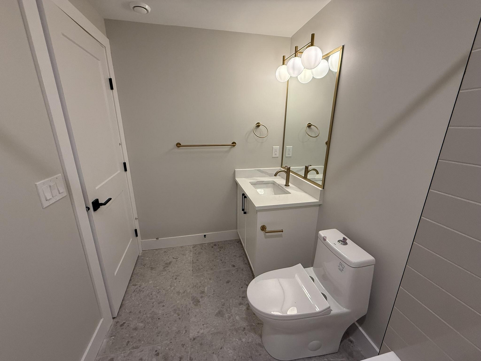 1812-B 51 Street NW - Photo 9