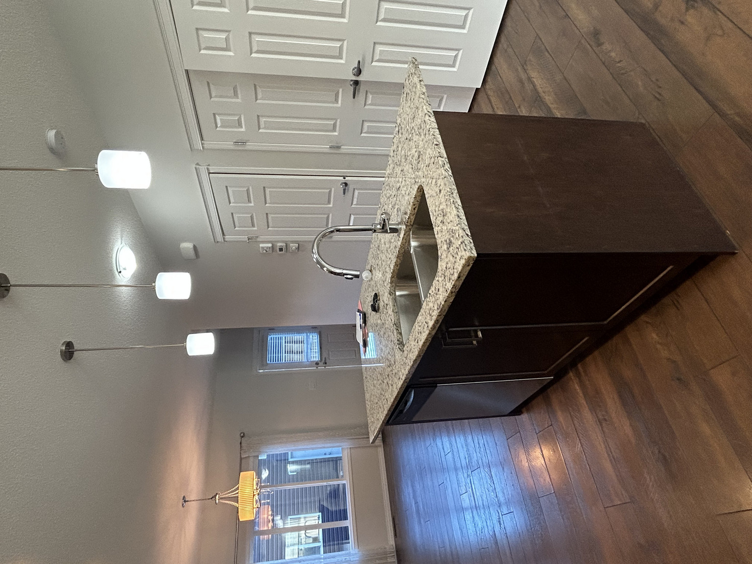 3 bedroom Duplex in Midtown - Photo 8