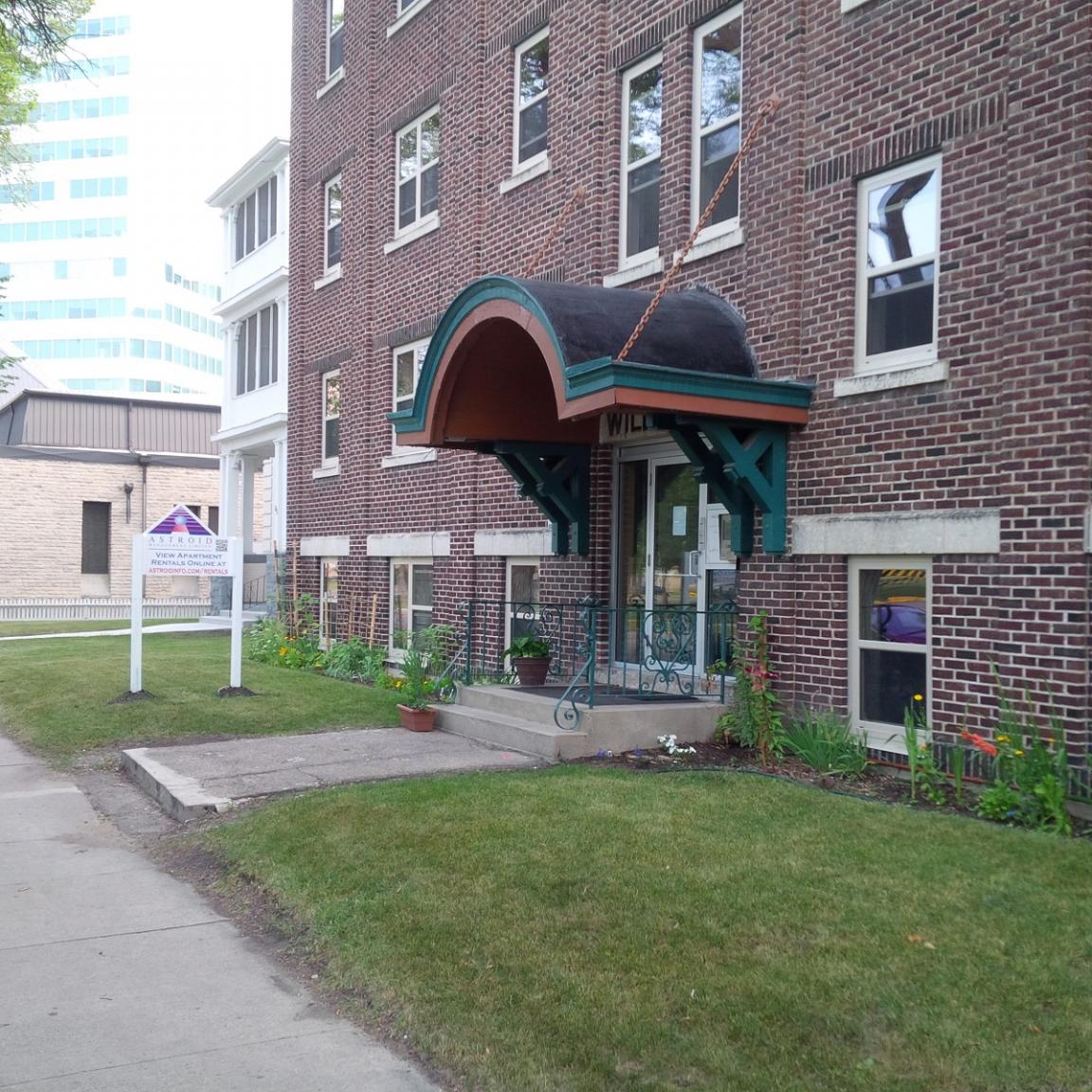 75 Kennedy - Photo 2