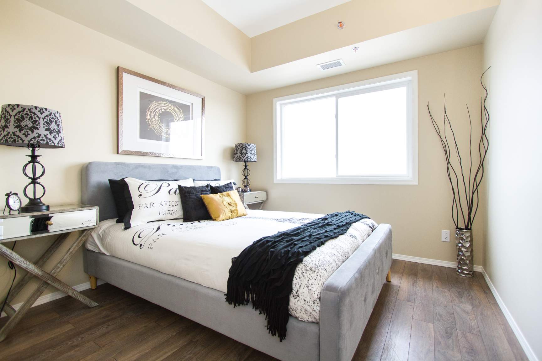 1178 Jefferson - Photo 4