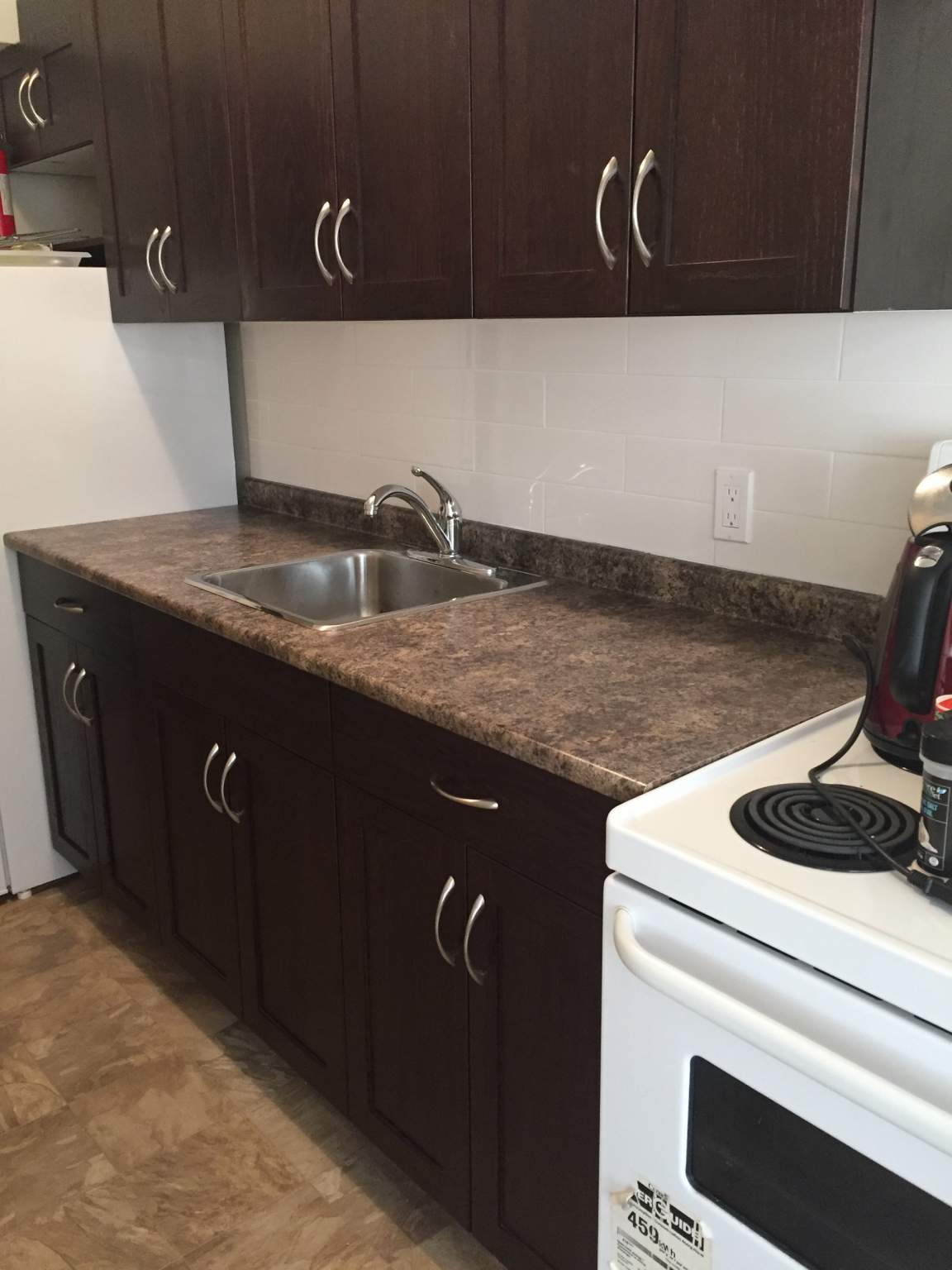 587 Broadway  - Photo 3