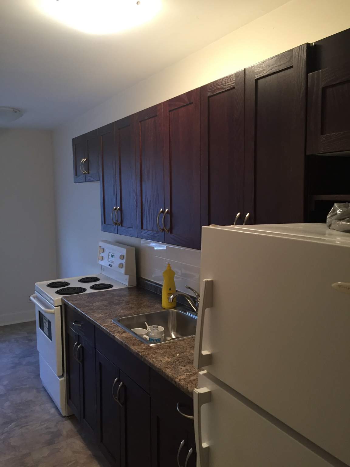 587 Broadway  - Photo 4