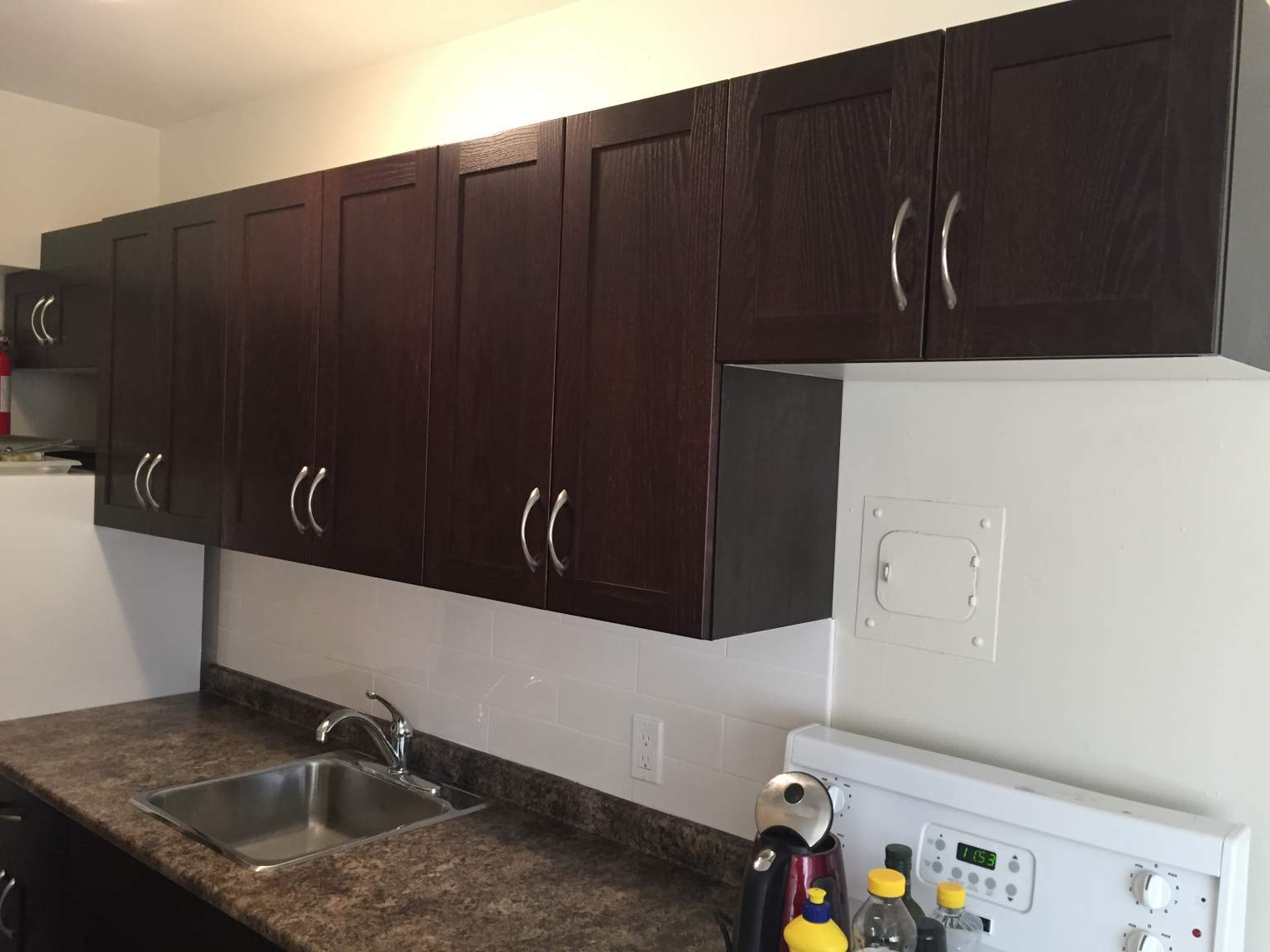 587 Broadway  - Photo 2