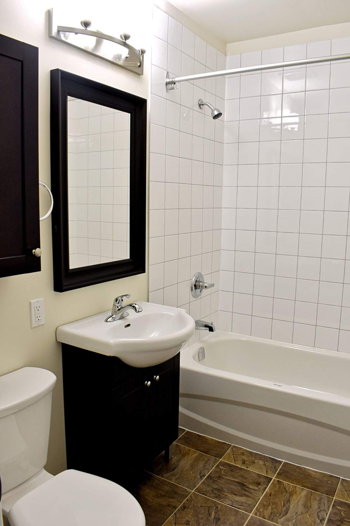 401 Stradbrook  - Photo 5