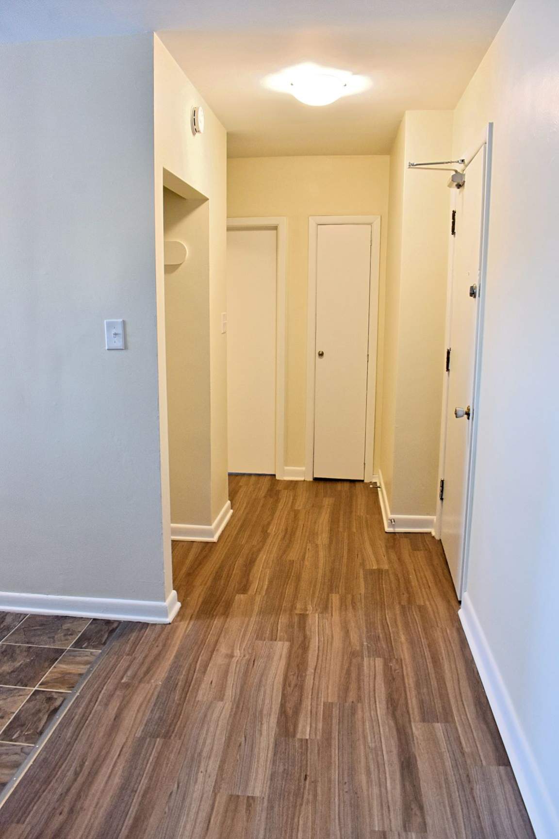 401 Stradbrook  - Photo 4