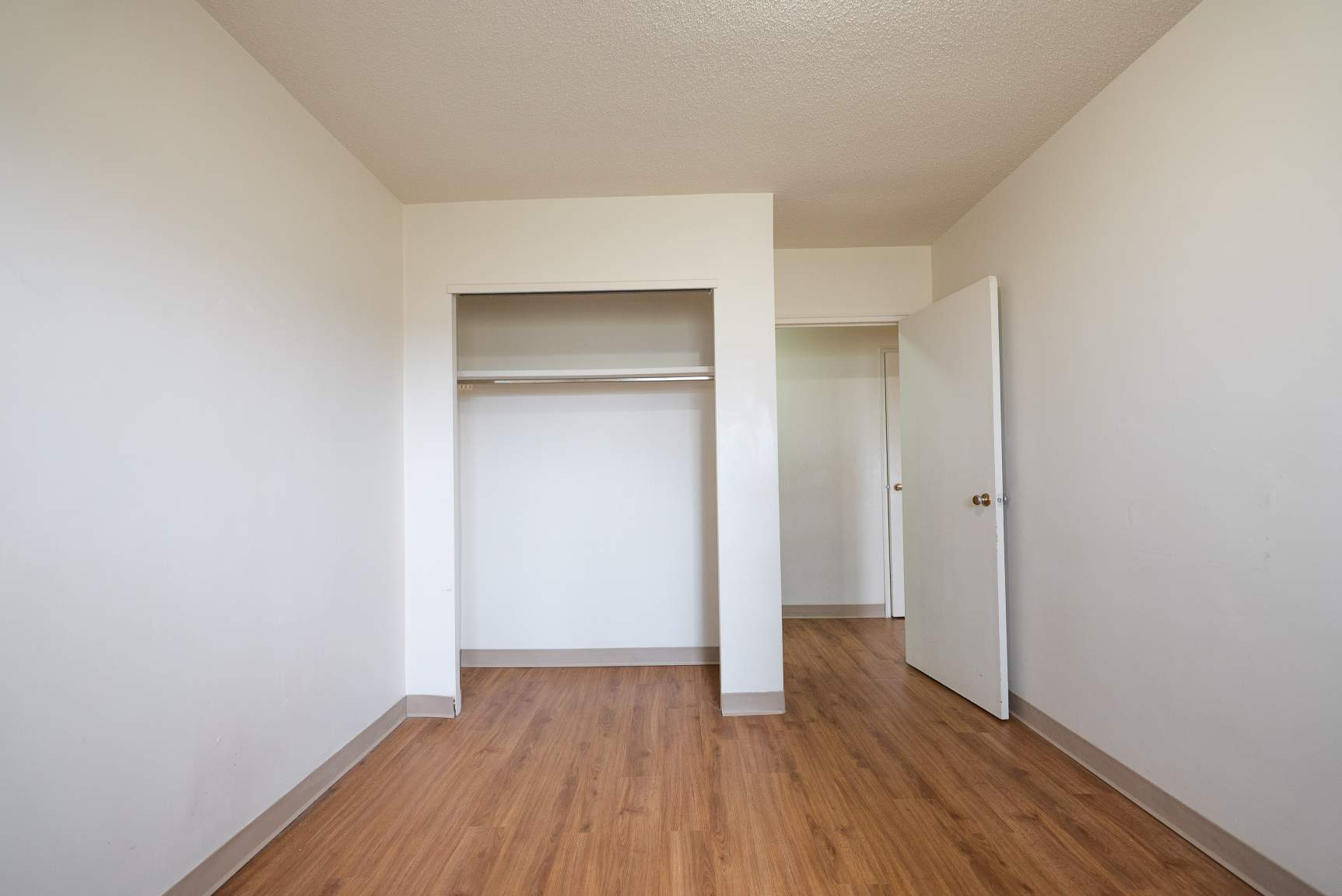1139 Grant  - Photo 6
