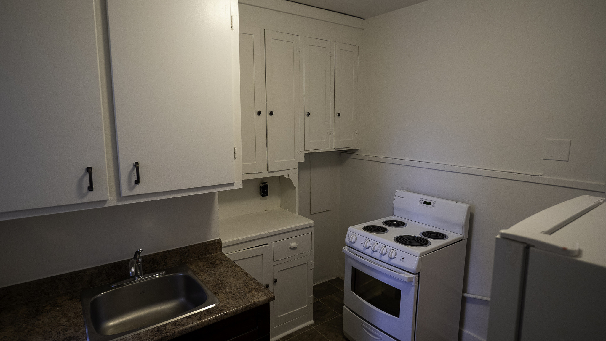75 Kennedy - Photo 8