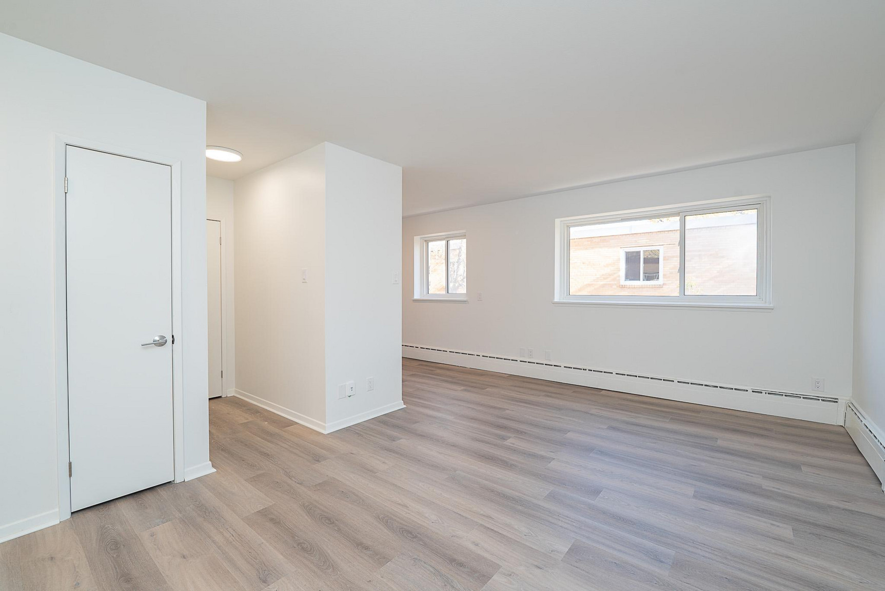 303 Stradbrook - Photo 9