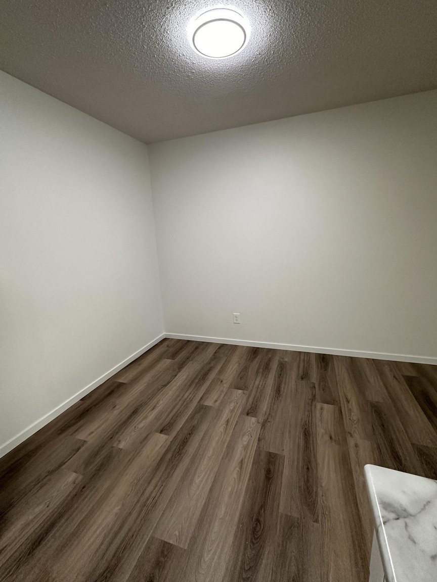 925 Chancellor - Photo 4
