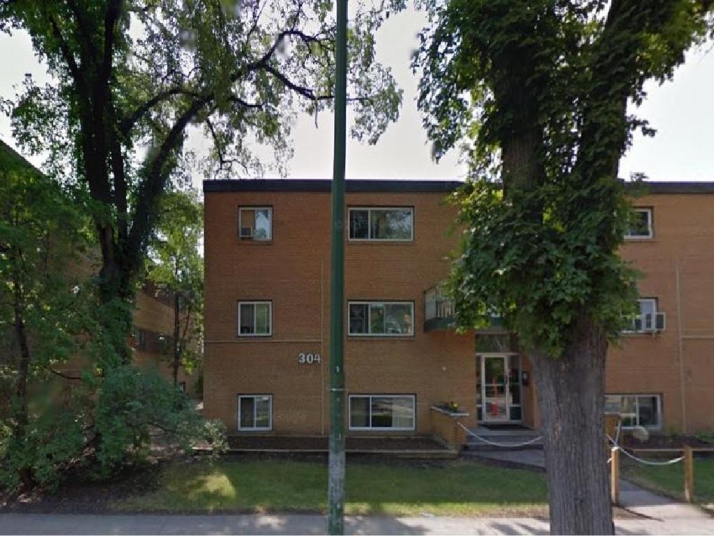 304 Stradbrook 