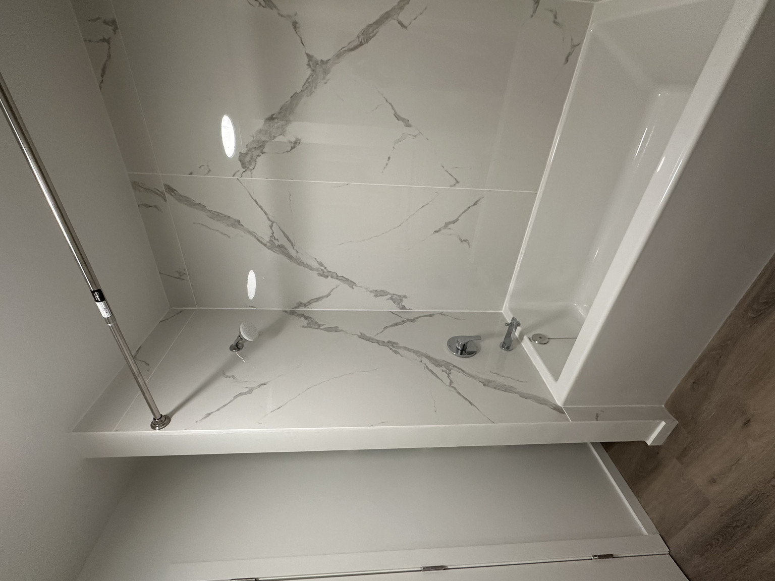 Inter-Struct Townhouses  - Photo 3