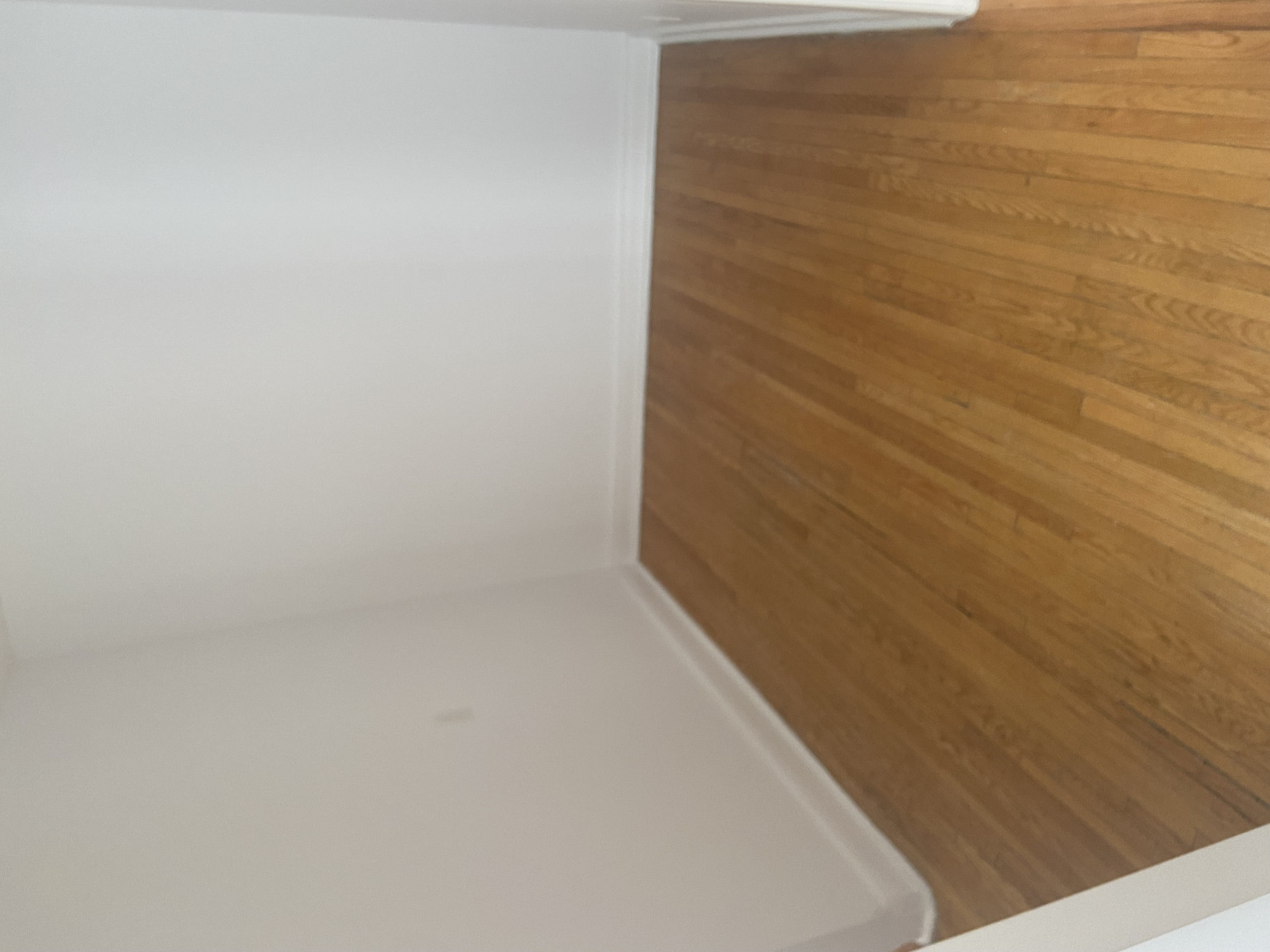 1600 Bathurst  - Photo 7