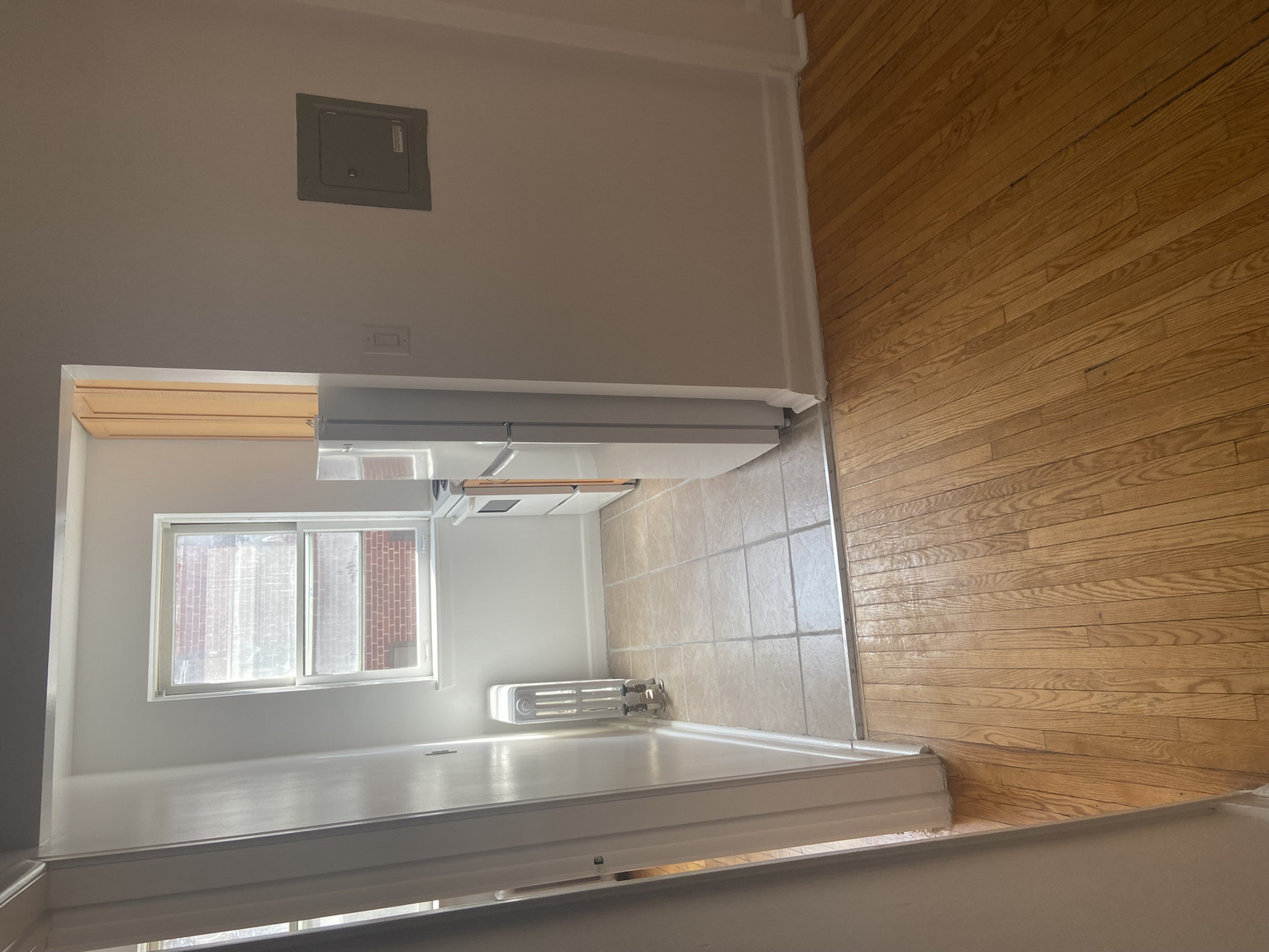 1600 Bathurst  - Photo 8