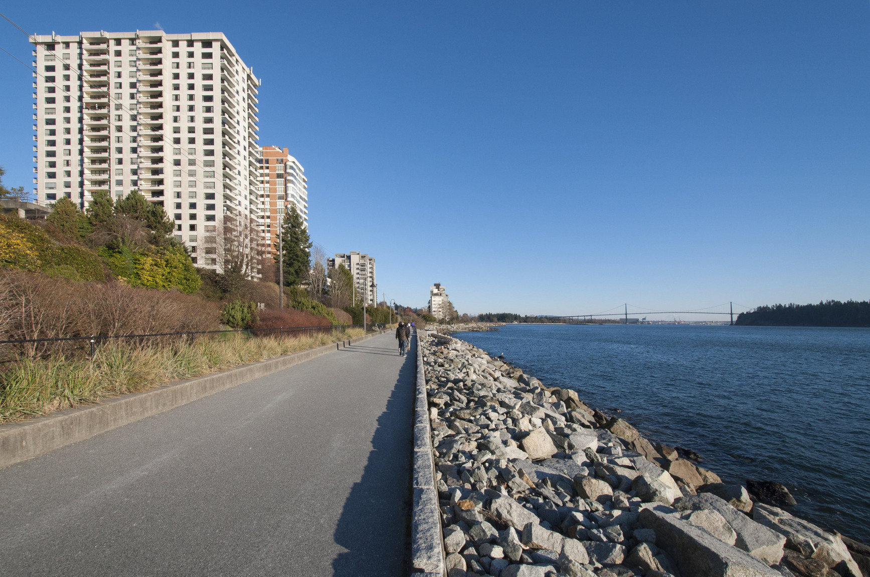 Shorewood Manor - West Vancouver  - Photo 12