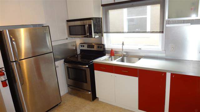 Bonnie Doon Main-floor
