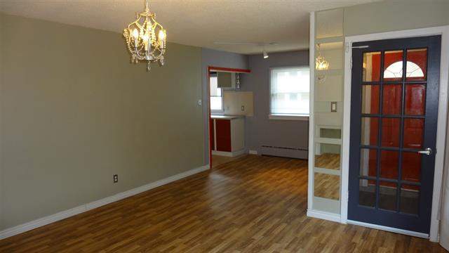 Bonnie Doon Main-floor