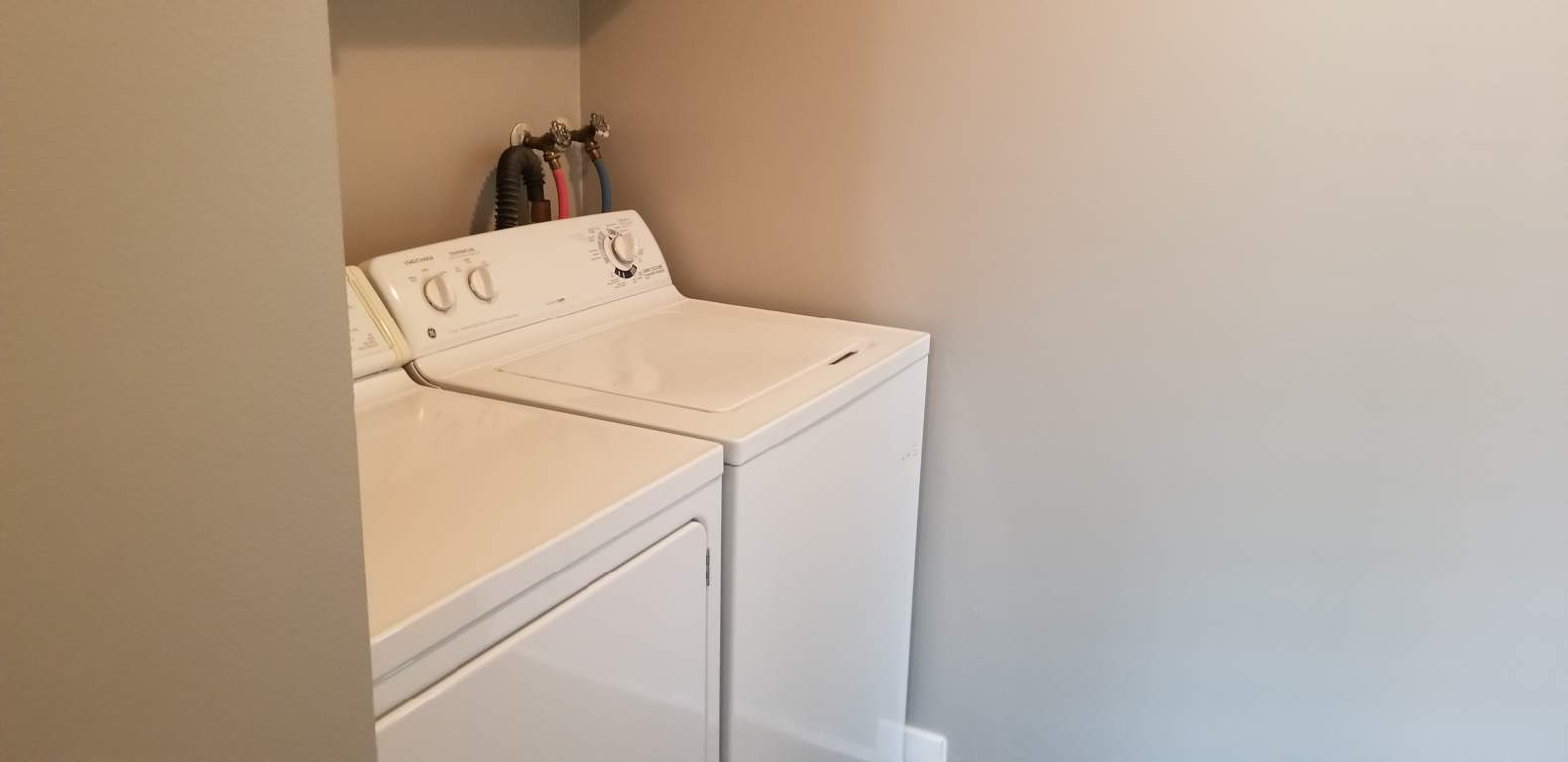 No more coins, laundromats or finding other peoples socks in your wash! Emerald