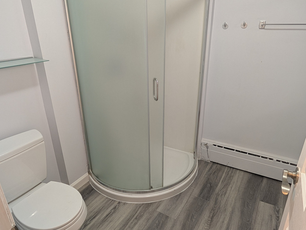 Bonnie Doon Basement Suite